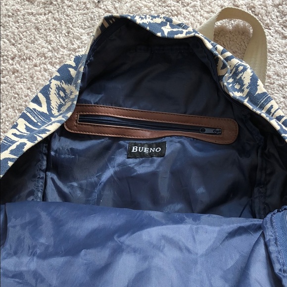 Patterned backpack - Picture 3 of 3